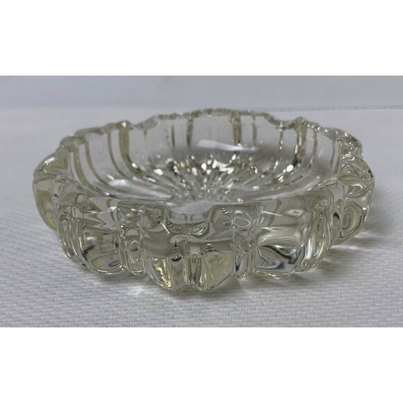 Vintage Clear Glass Ashtray Fluted Design 4.25" Round 5 Notch Mid Century Modern - Picture 13 of 14